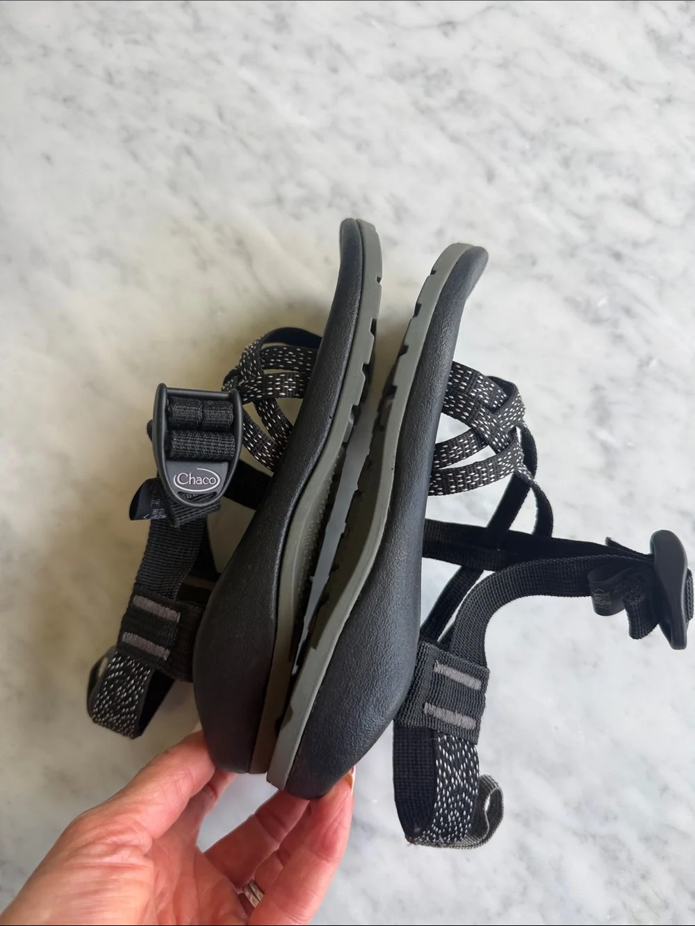 Chaco color hugs